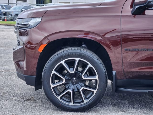 Used 2022 Chevrolet Suburban RST w/ Luxury Package RWD image 8