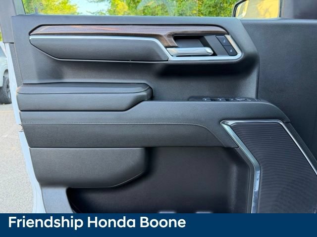Used 2024 Chevrolet Silverado 1500 LT Trail Boss AWD/4WD image 12