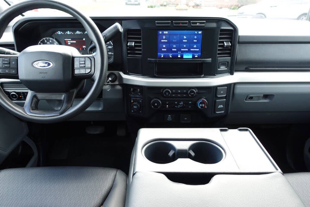 Used 2023 Ford F250 XLT AWD/4WD image 41