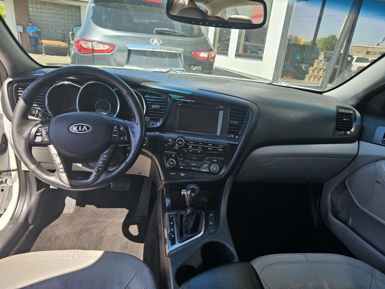 Used 2011 Kia Optima EX w/ Premium Pkg FWD image 12