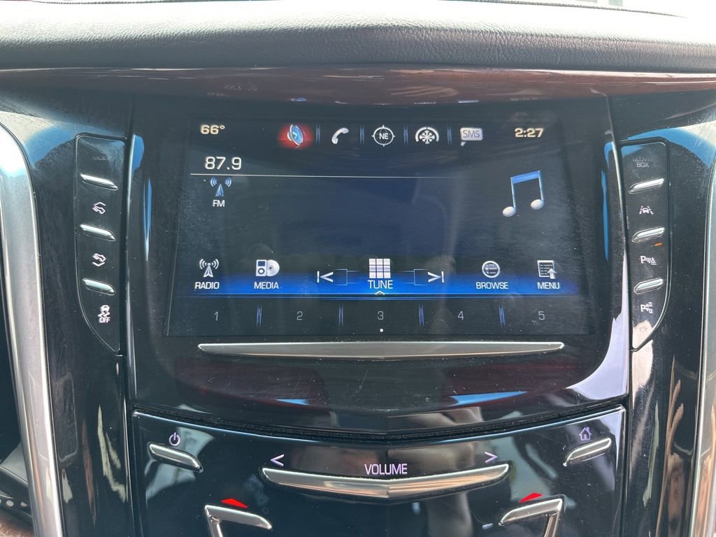 Used 2018 Cadillac Escalade ESV Luxury AWD/4WD image 34