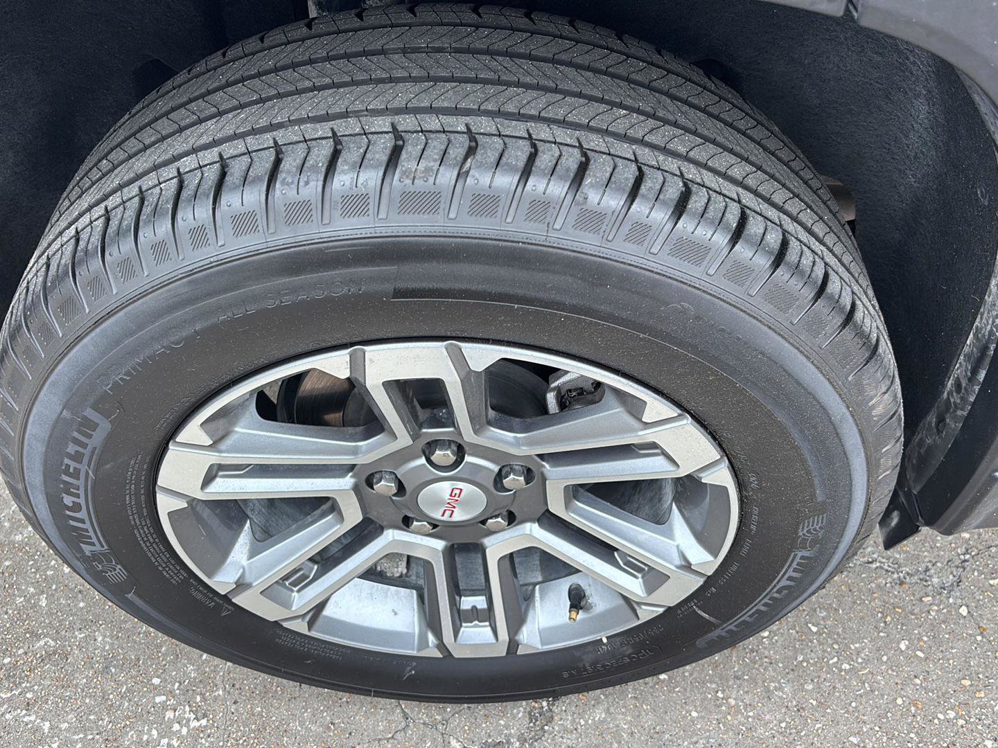 Used 2025 GMC Terrain Elevation AWD/4WD image 10