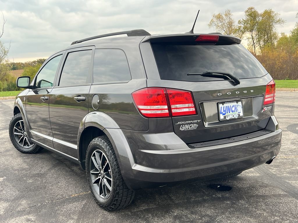 Used 2018 Dodge Journey SE w/ Blacktop Package image 38