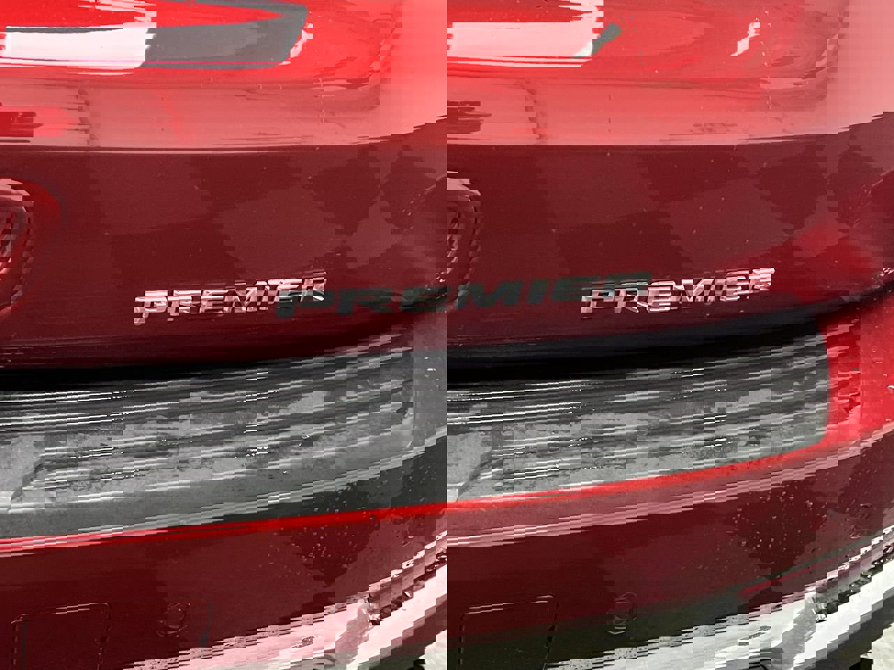 Certified 2025 Chevrolet Suburban Premier w/ Sun And Tow Package AWD/4WD image 37