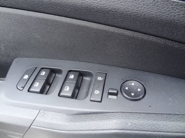 Used 2025 Kia Sportage LX FWD image 11