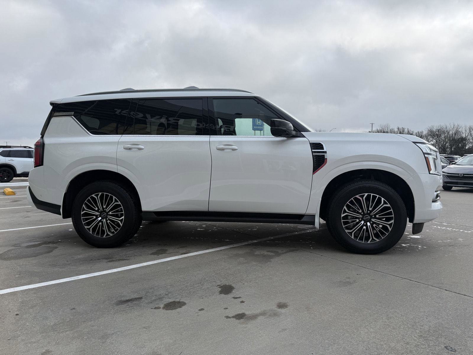 New 2026 Nissan Armada SL w/ Captain's Chari Seat Package image 5