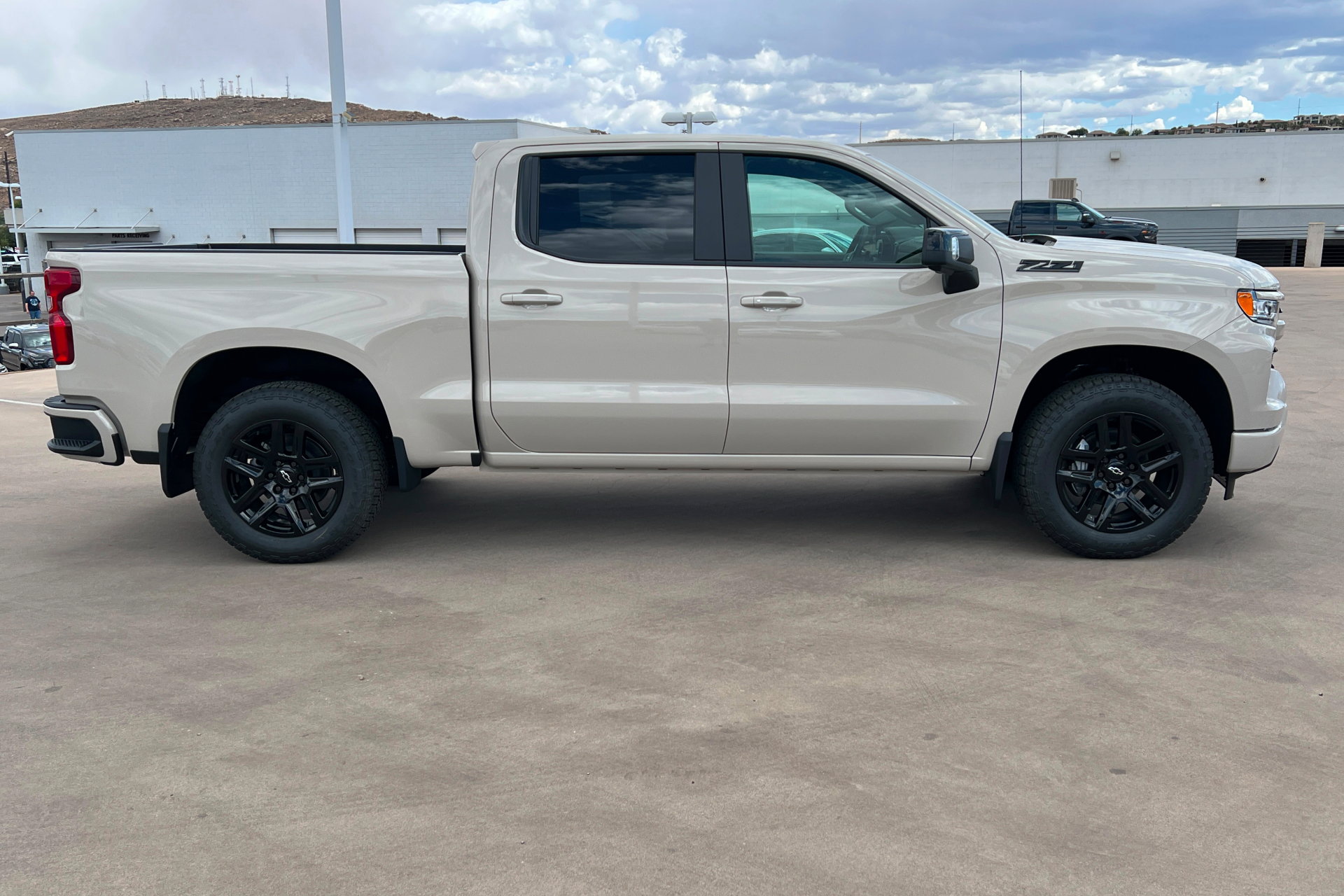 New 2026 Chevrolet Silverado 1500 RST w/ RST All Star Premium Package AWD/4WD image 7