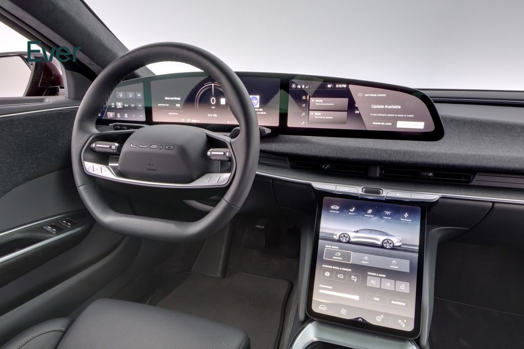 Used 2024 Lucid Air Touring AWD/4WD image 23