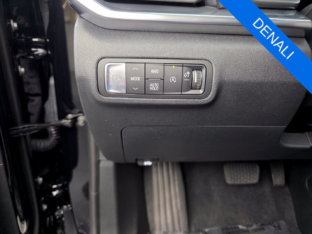 Used 2026 GMC Terrain Denali AWD/4WD image 24