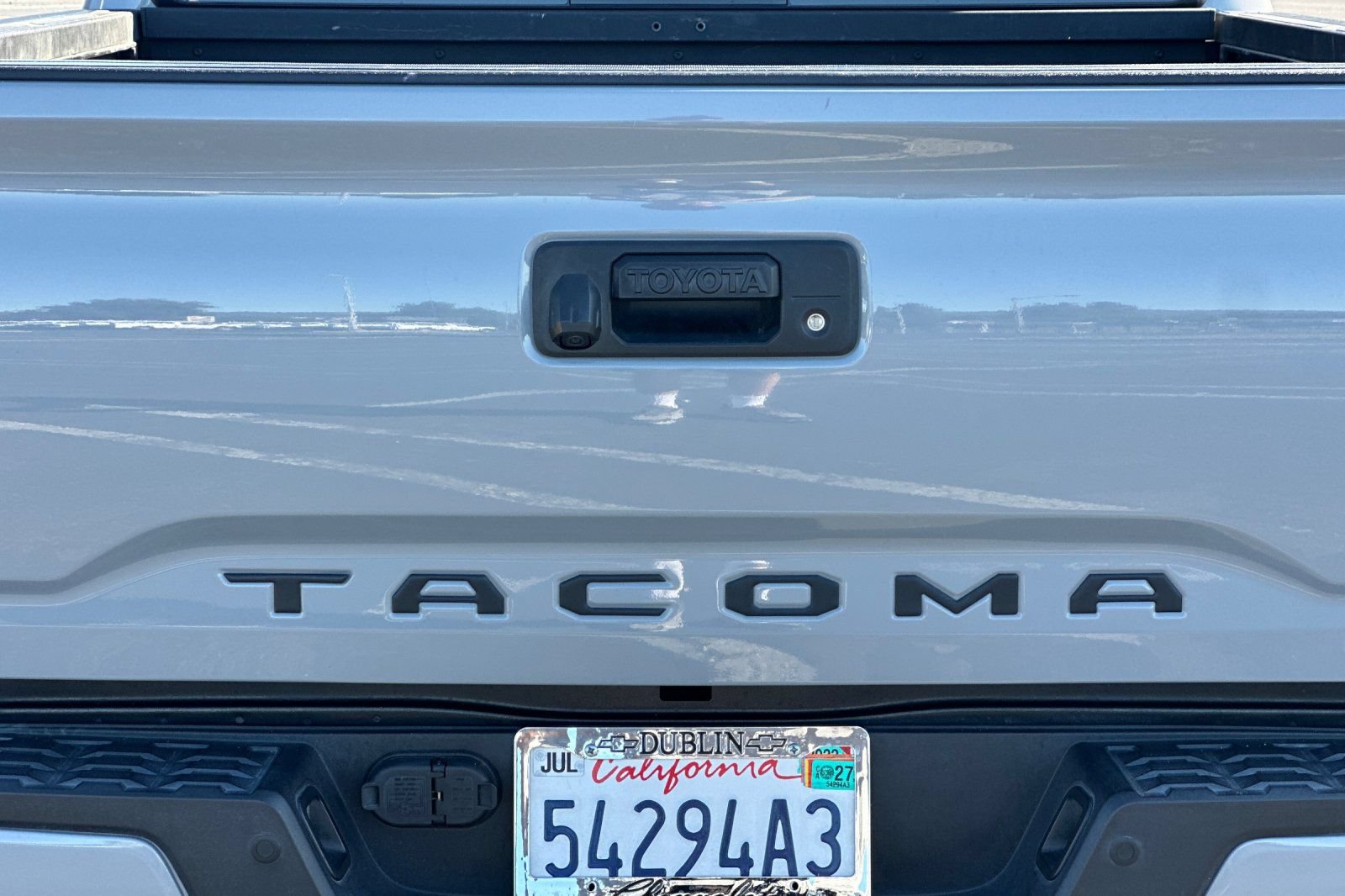 Used 2020 Toyota Tacoma TRD Sport w/ TRD Premium Sport Package AWD/4WD image 48