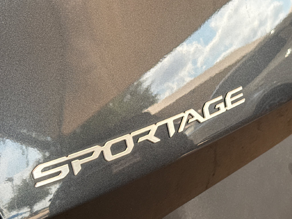 Used 2023 Kia Sportage EX FWD image 10