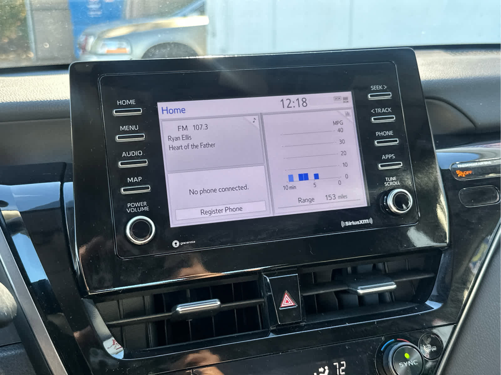 Used 2024 Toyota Camry SE image 28