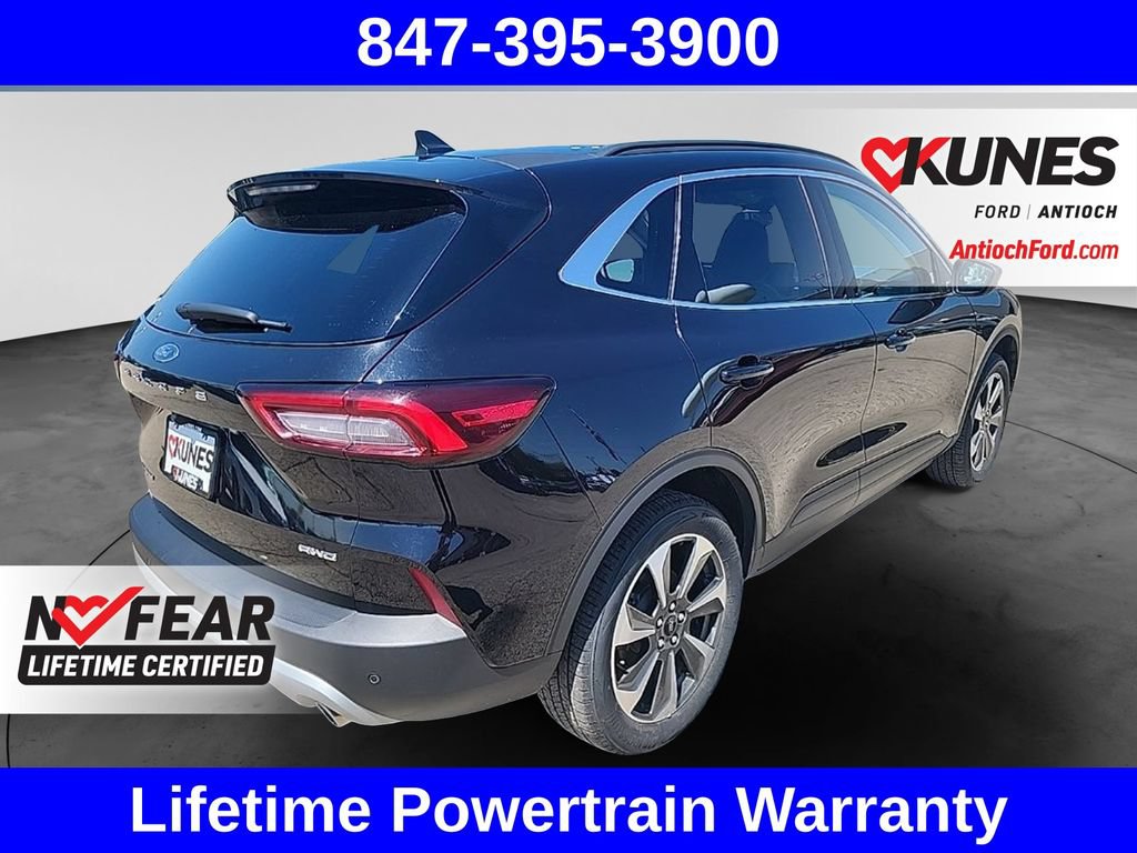 Certified 2025 Ford Escape Platinum AWD/4WD image 11
