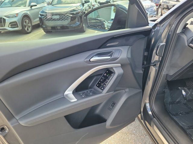 Certified 2025 Audi Q5 Premium w/ Premium Plus AWD/4WD image 18