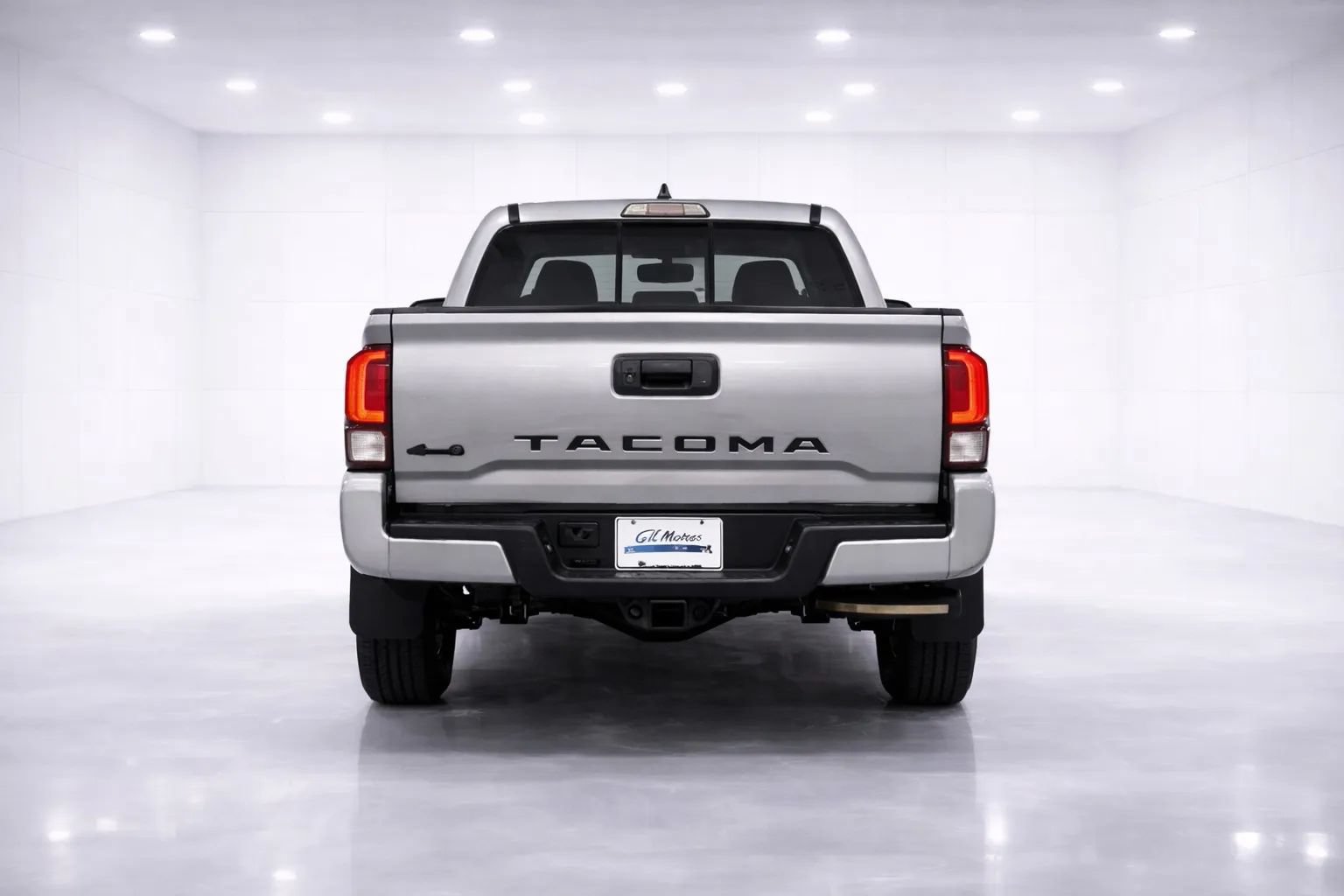 Used 2024 Toyota Tacoma TRD Off-Road AWD/4WD image 4