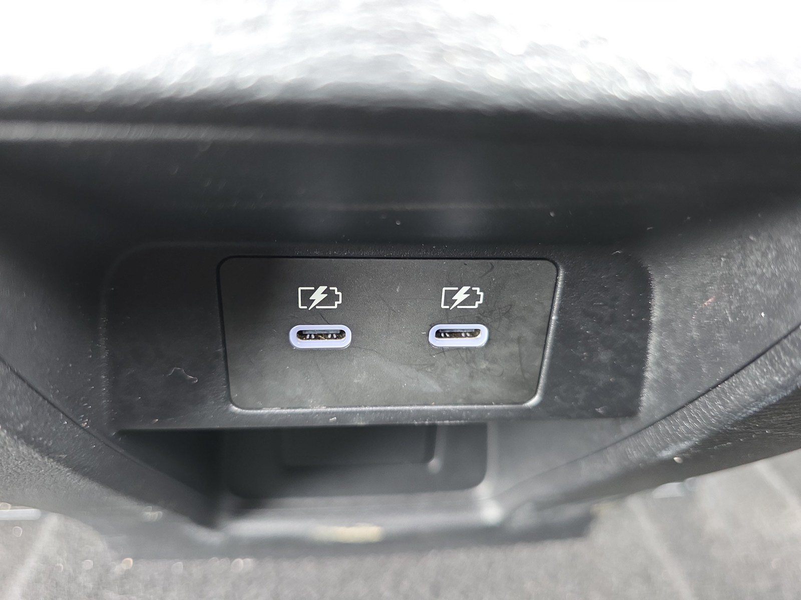 Used 2025 Mitsubishi Outlander SE AWD/4WD image 26