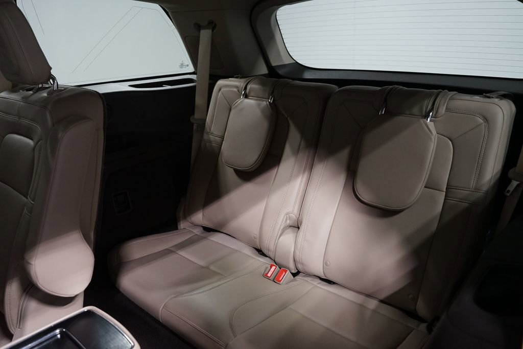 Used 2022 Lincoln Aviator Grand Touring w/ Equipment Group 301A image 35