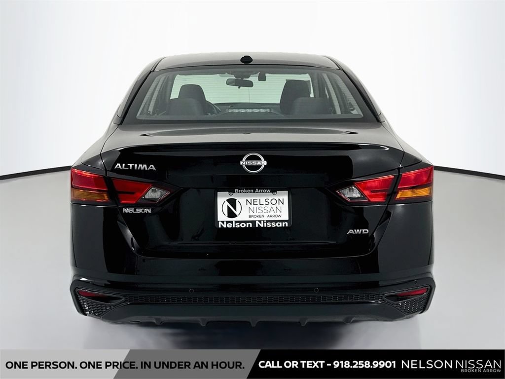 Certified 2025 Nissan Altima 2.5 SV AWD/4WD image 6