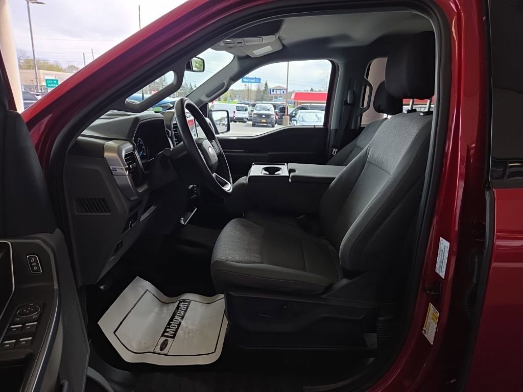Used 2022 Ford F150 XLT w/ Equipment Group 302A High AWD/4WD image 16