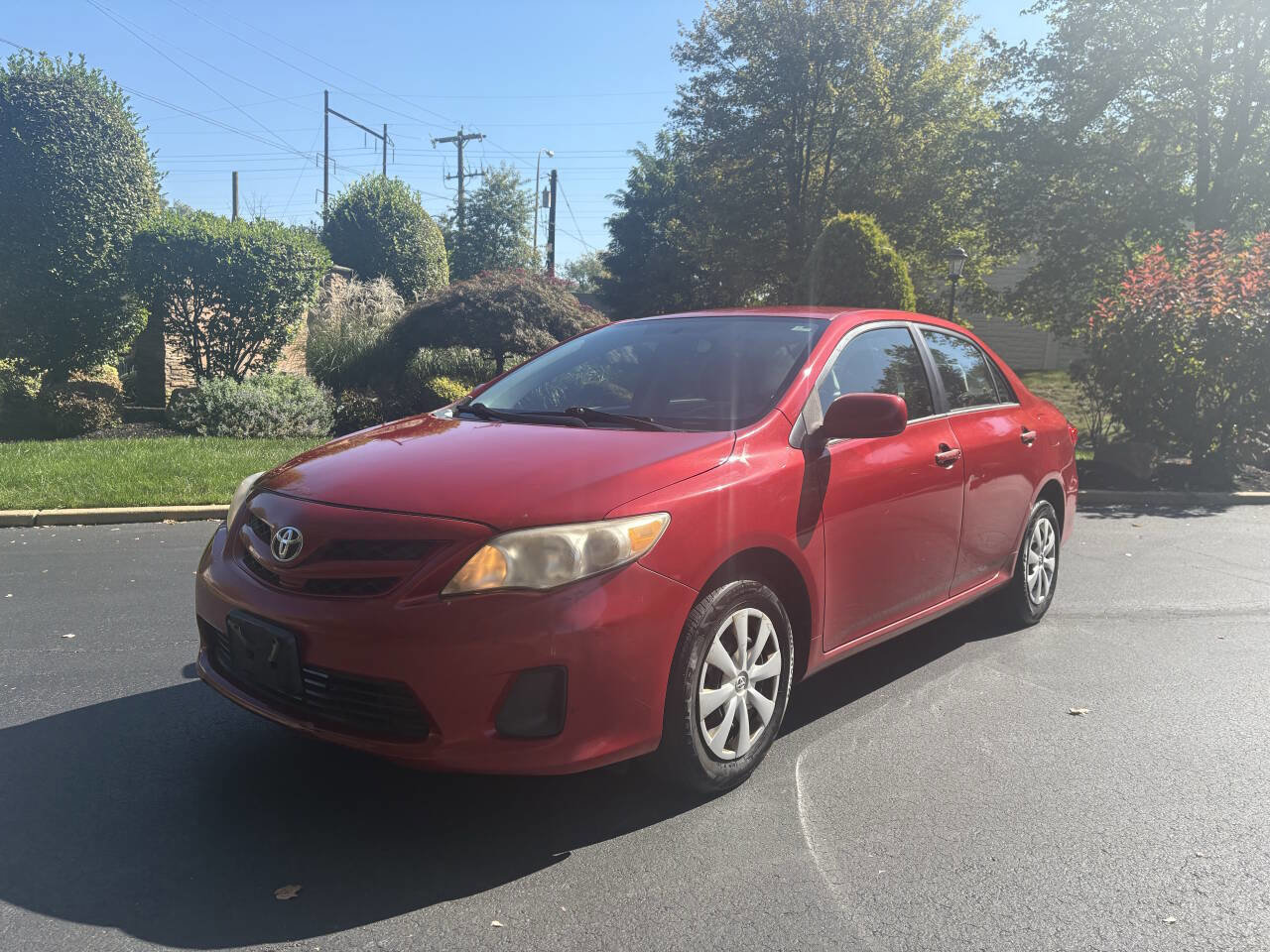 Used 2011 Toyota Corolla LE image 2
