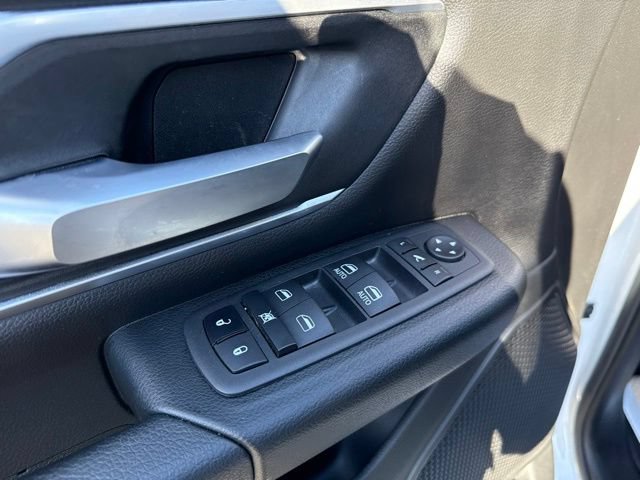 Used 2023 RAM 1500 Big Horn AWD/4WD image 25