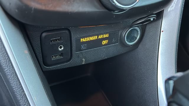 Used 2021 Chevrolet Trax LT w/ Driver Confidence Package image 20