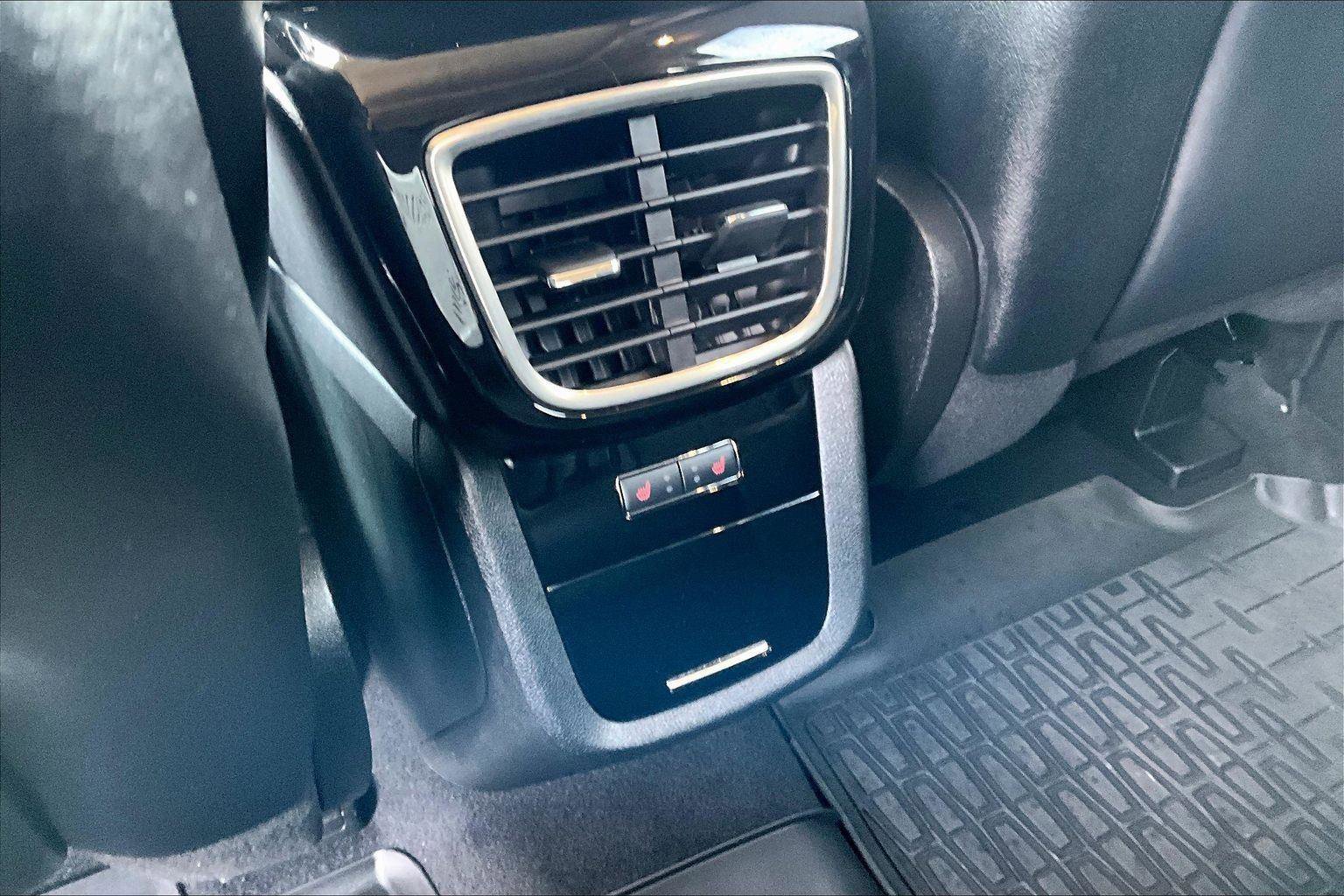 Used 2023 Lincoln Nautilus Reserve w/ Equipment Group 201A image 31