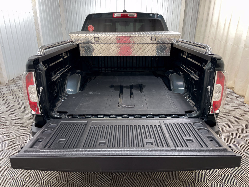 Used 2017 GMC Canyon SLT w/ Driver Alert Package AWD/4WD image 44