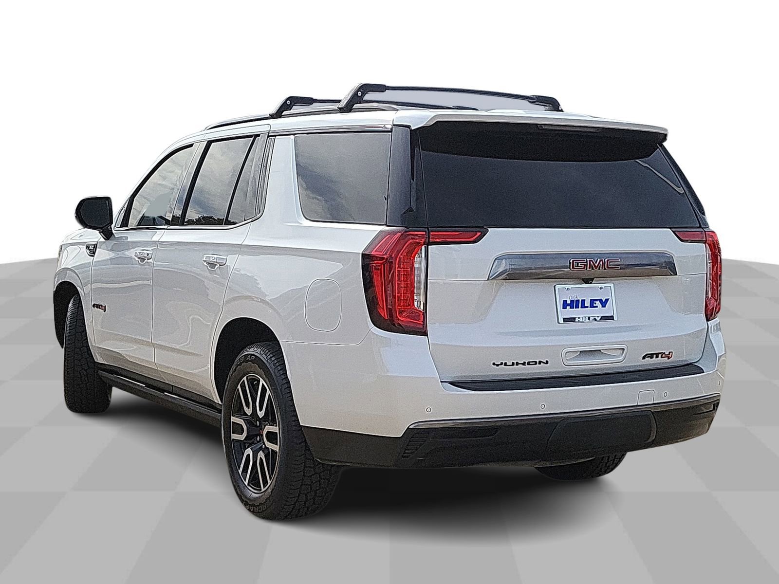Certified 2023 GMC Yukon AT4 w/ AT4 Premium Plus Package image 6