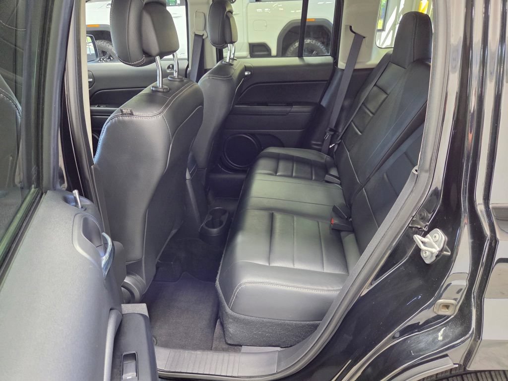 Used 2017 Jeep Patriot High Altitude AWD/4WD image 15