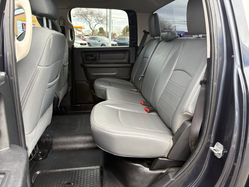 Used 2014 RAM 1500 4x4 Crew Cab w/ Protection Group image 21