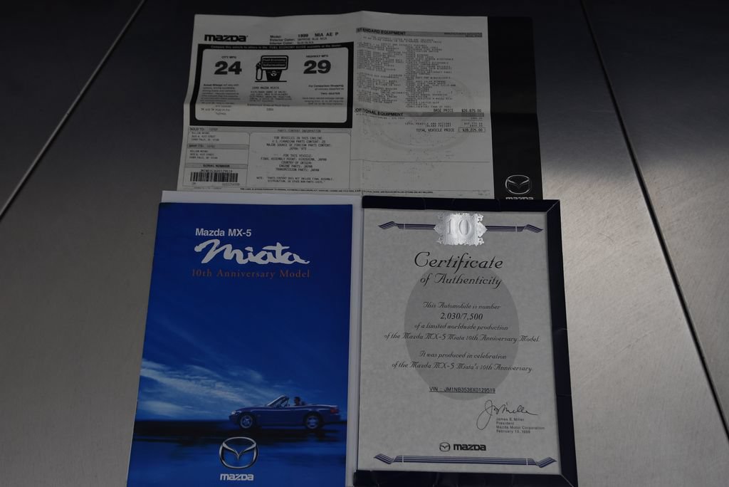 Used 1999 MAZDA MX-5 Miata 10th Anniversary Edition RWD image 41