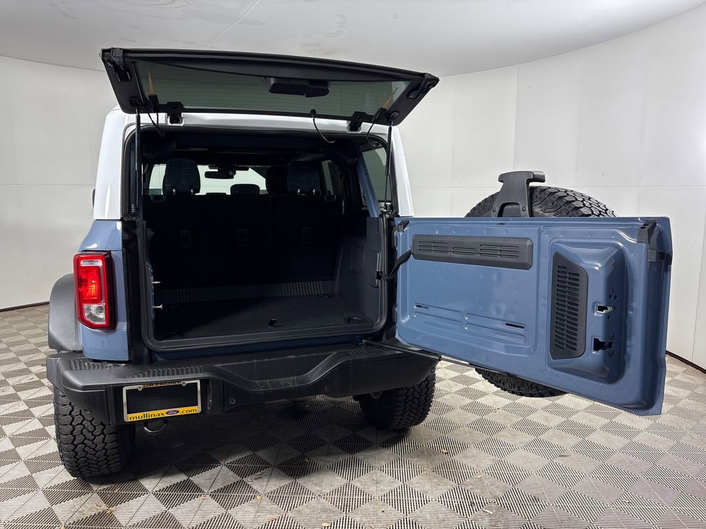 Certified 2025 Ford Bronco Heritage Edition AWD/4WD image 31