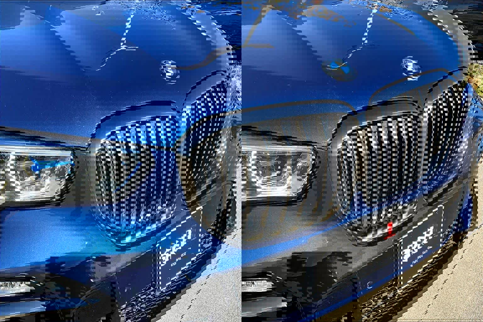 Used 2021 BMW X5 M50i w/ Executive Package image 53