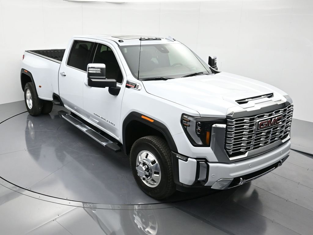 New 2026 GMC Sierra 3500 Denali w/ Technology Package image 30