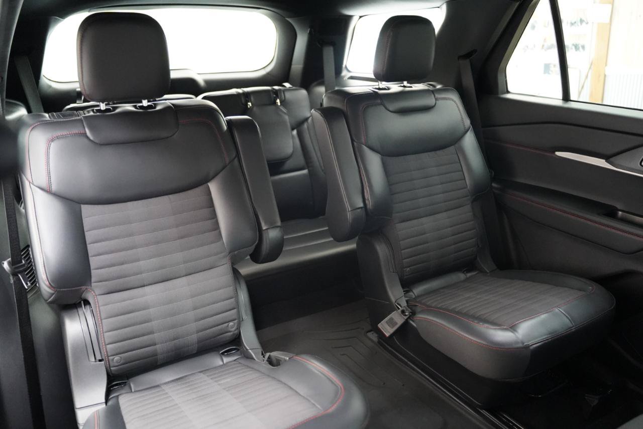 Used 2026 Ford Explorer ST-Line w/ ST-Line Street Pack RWD image 35