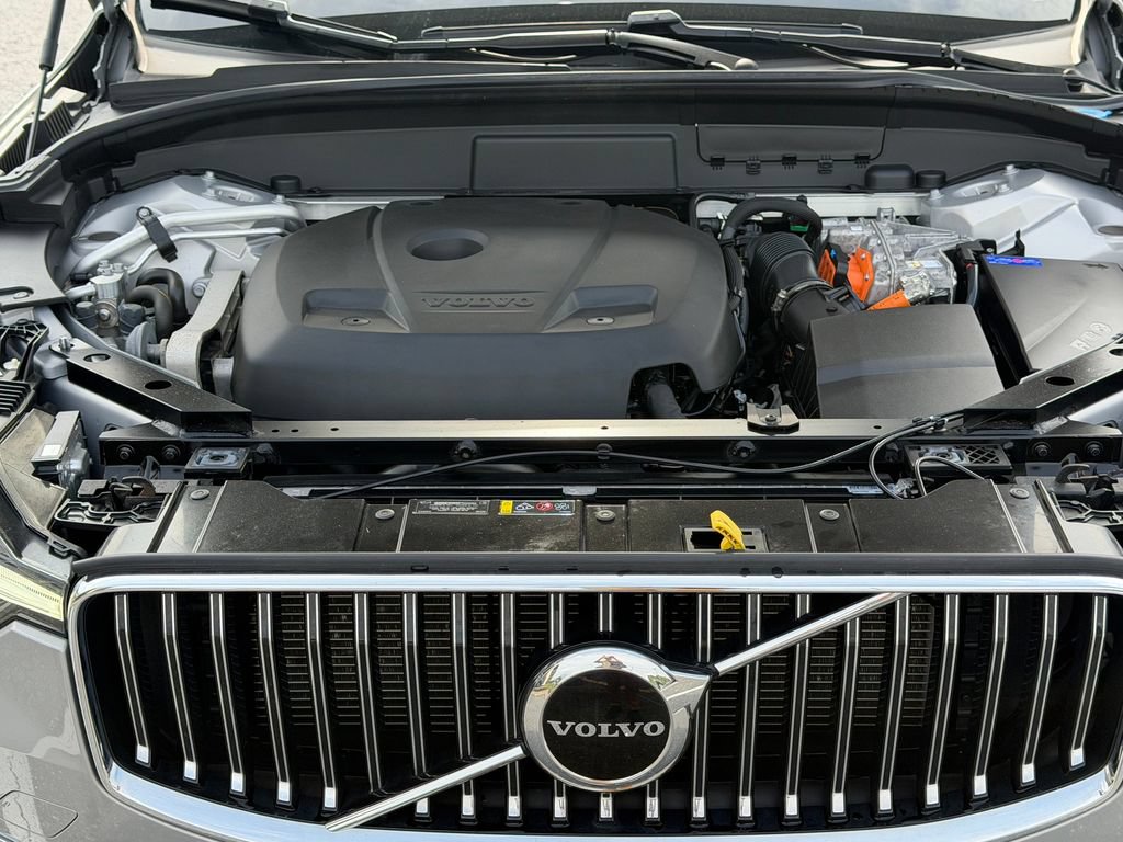 Used 2023 Volvo XC60 T8 Core AWD/4WD image 38