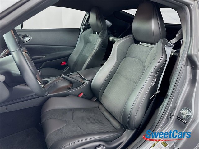 Used 2024 Nissan Z Performance w/ Floor Mat Package image 11