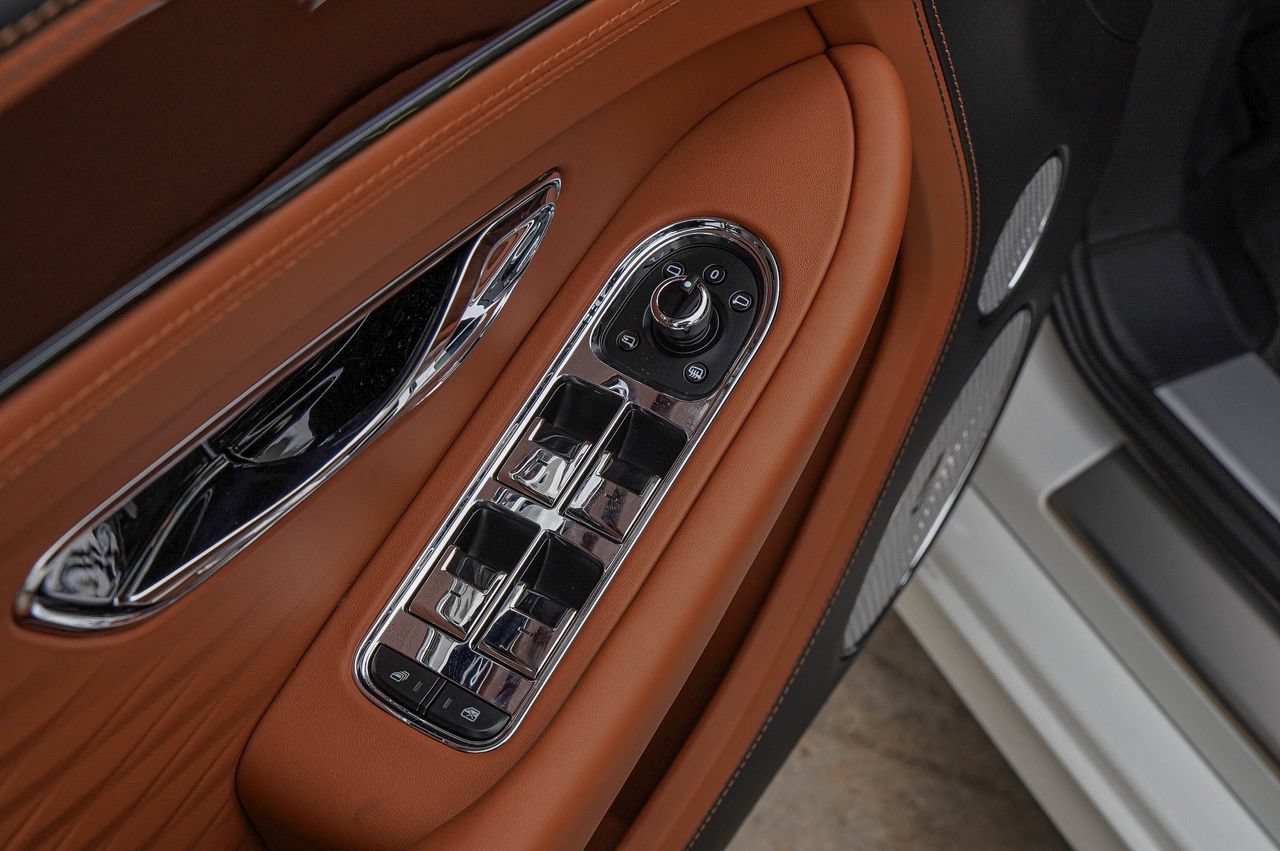 New 2026 Bentley Continental GT Azure AWD/4WD image 36