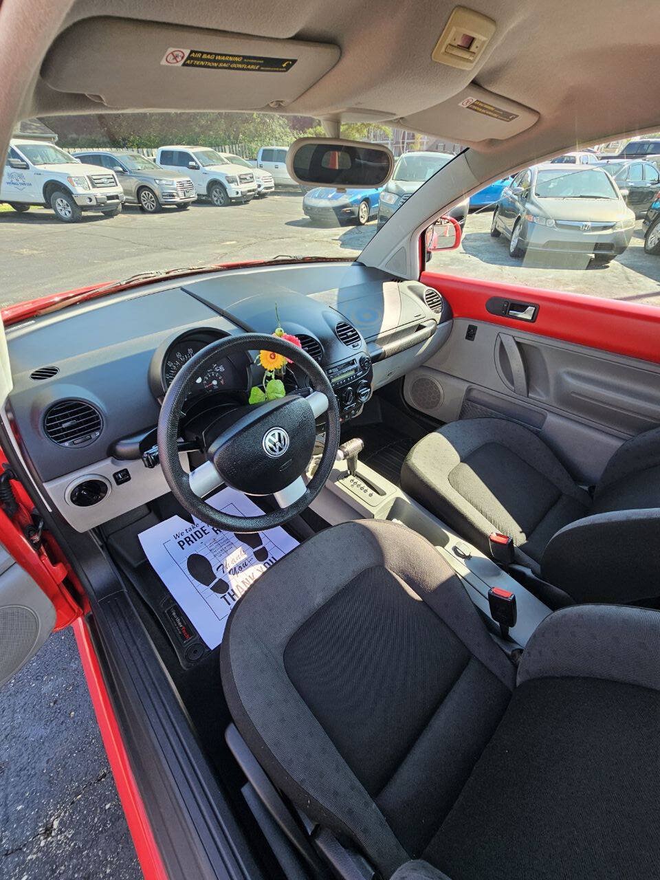 Used 1998 Volkswagen Beetle Coupe FWD image 15