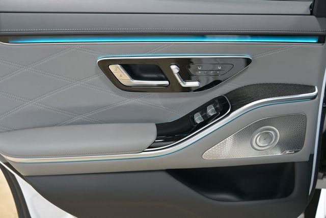 Used 2026 Mercedes-Benz S 63 AMG S image 32