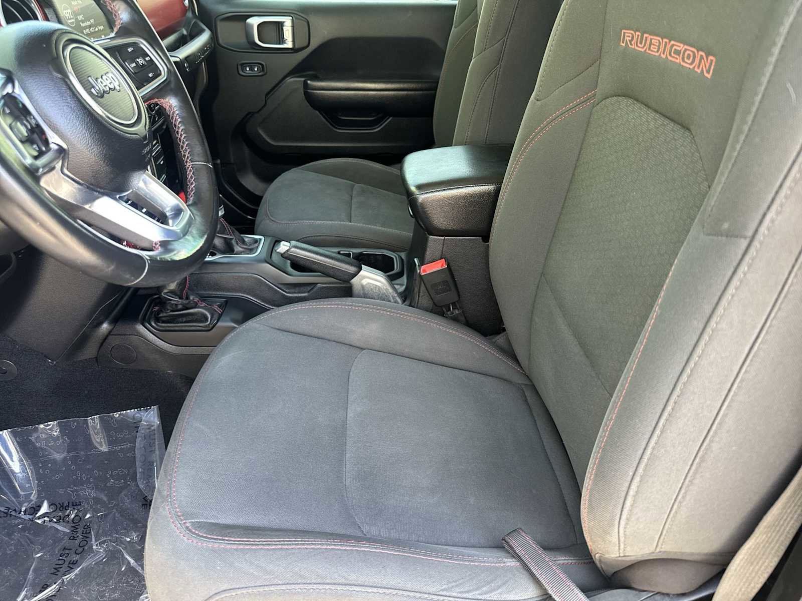 Used 2018 Jeep Wrangler Rubicon AWD/4WD image 14