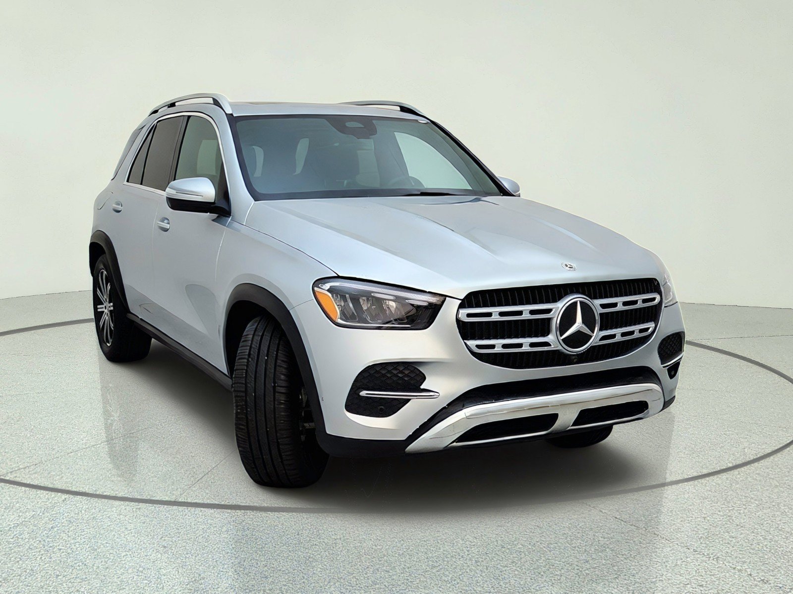 Certified 2026 Mercedes-Benz GLE 350 4MATIC image 4