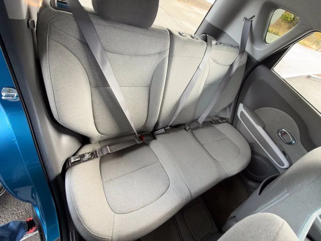 Used 2016 Kia Soul EV FWD image 50