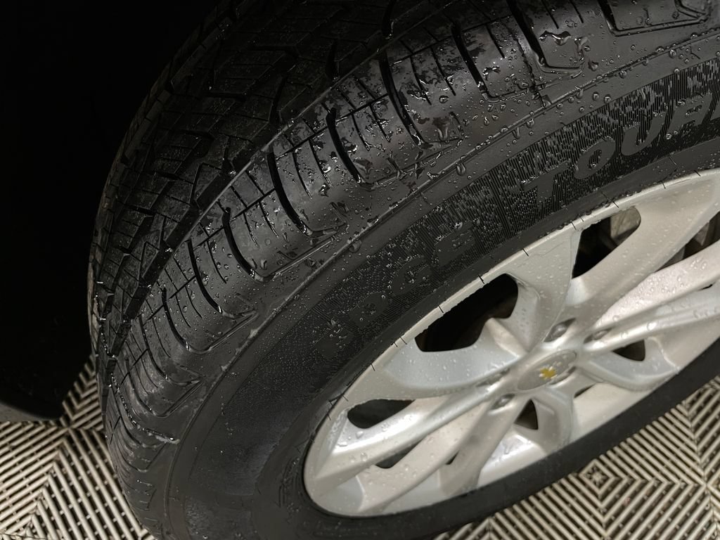 Certified 2019 Chevrolet Equinox LT FWD image 48