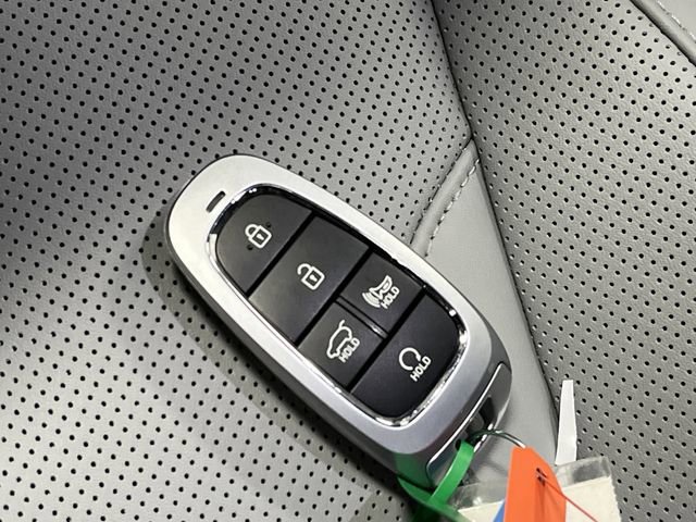 Used 2025 Hyundai Palisade SEL image 30