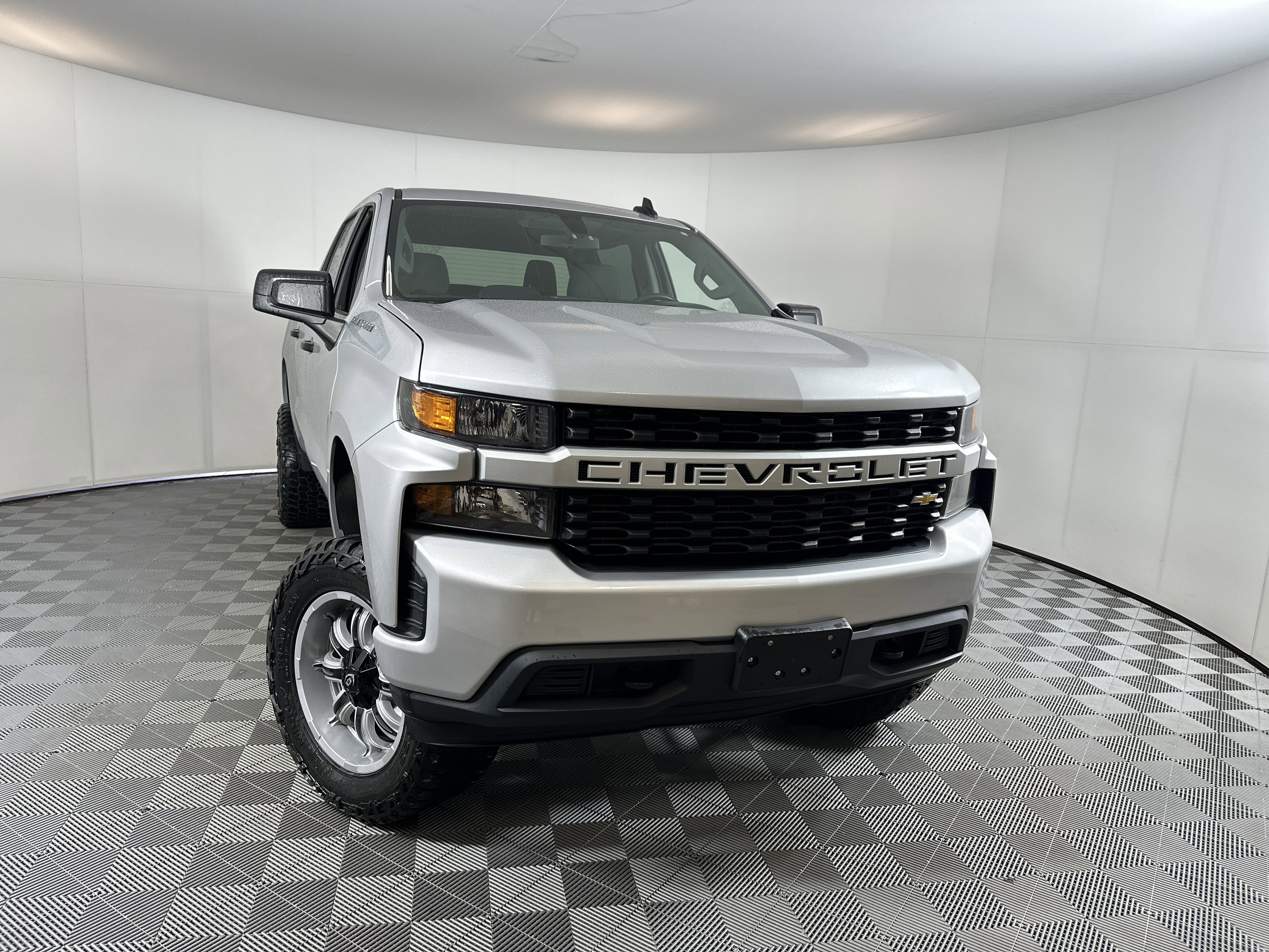 Used 2020 Chevrolet Silverado 1500 Custom w/ Custom Value Package