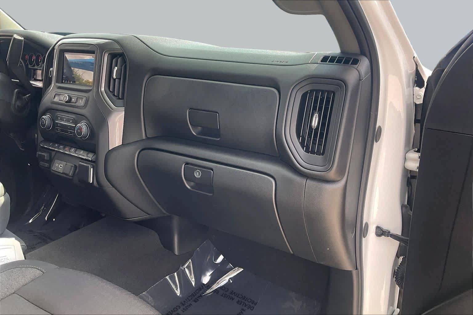 Used 2024 Chevrolet Silverado 2500 Custom w/ Custom Value Package AWD/4WD image 18