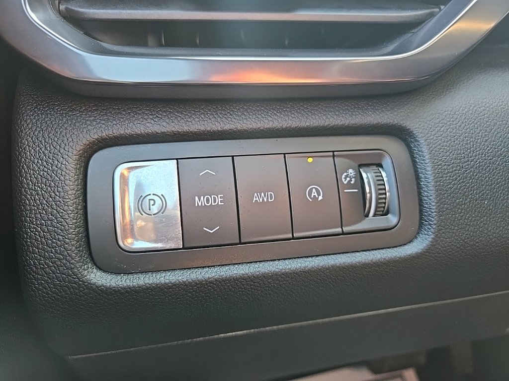 Used 2026 GMC Acadia AT4 w/ Luxury Package AWD/4WD image 53