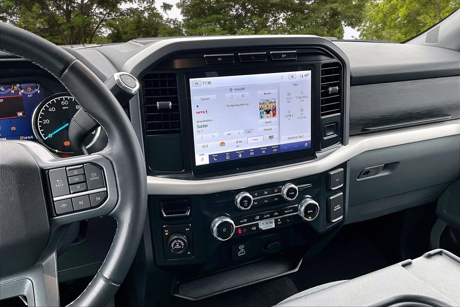 Used 2023 Ford F150 XLT w/ Equipment Group 302A High image 10